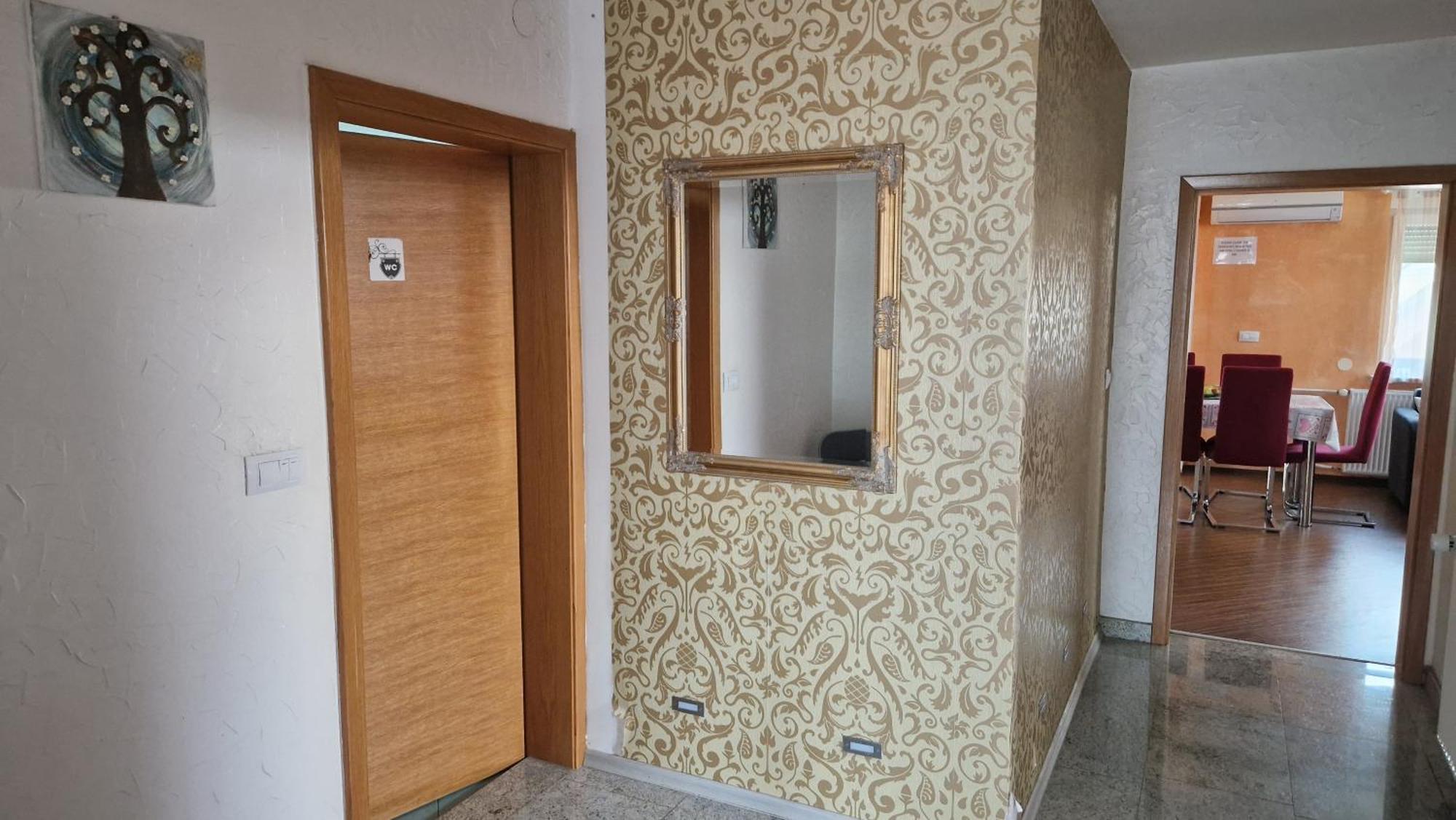 Hisa Bizjak Kranj Exteriör bild
